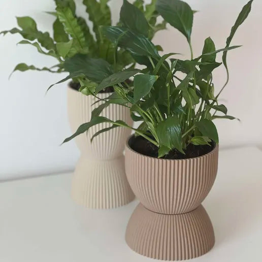 Pilar Planters – Elevated 3-Part Modern Planter Set