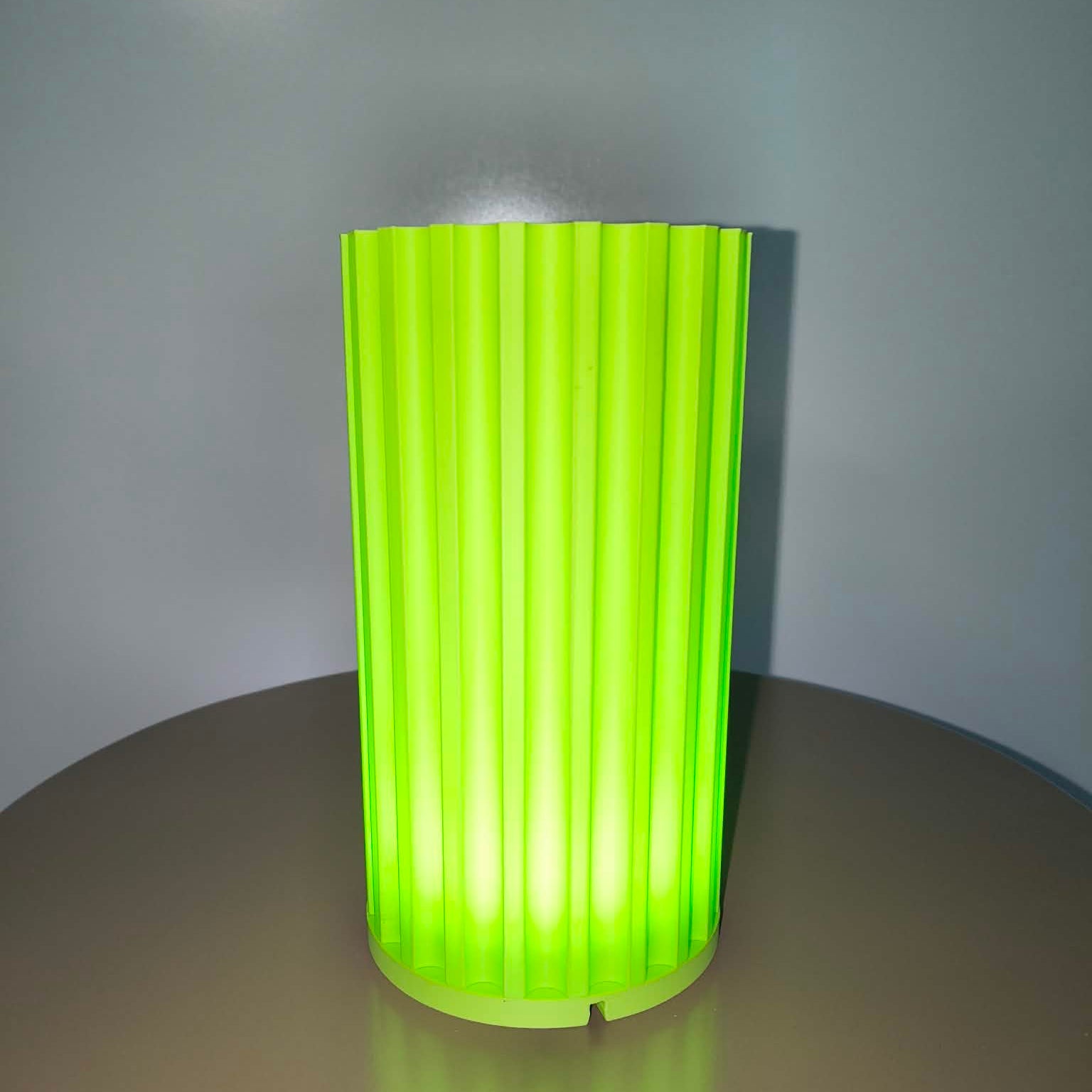 Limited Edition – Cordless Ribbed Accent Light