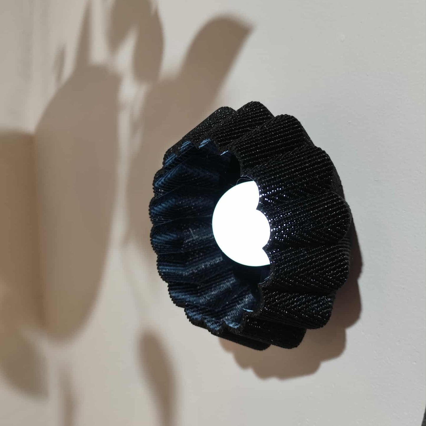 18cm Woven Wall Sconce – Modern Renter-Friendly Lighting