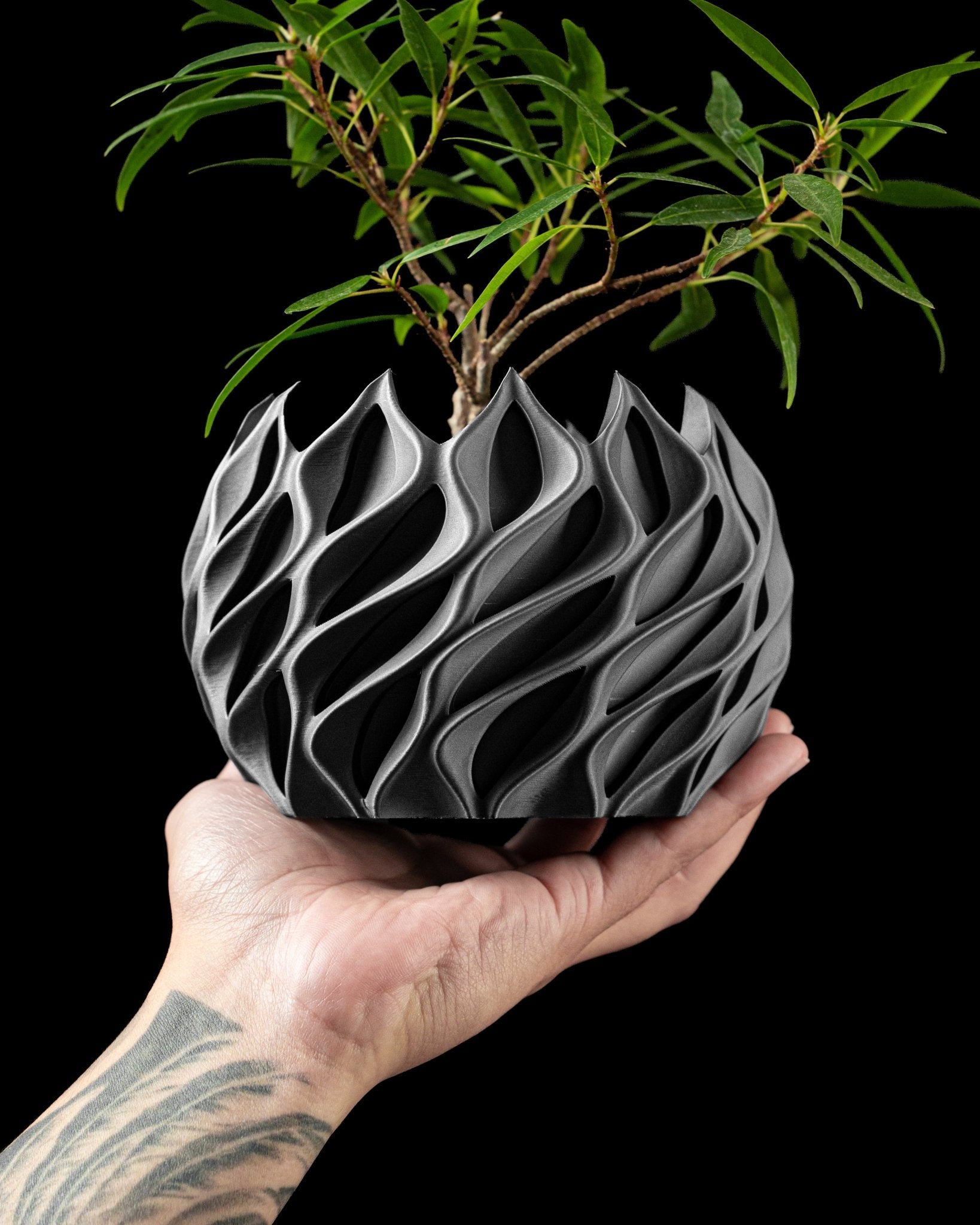 Twister Planter Pot