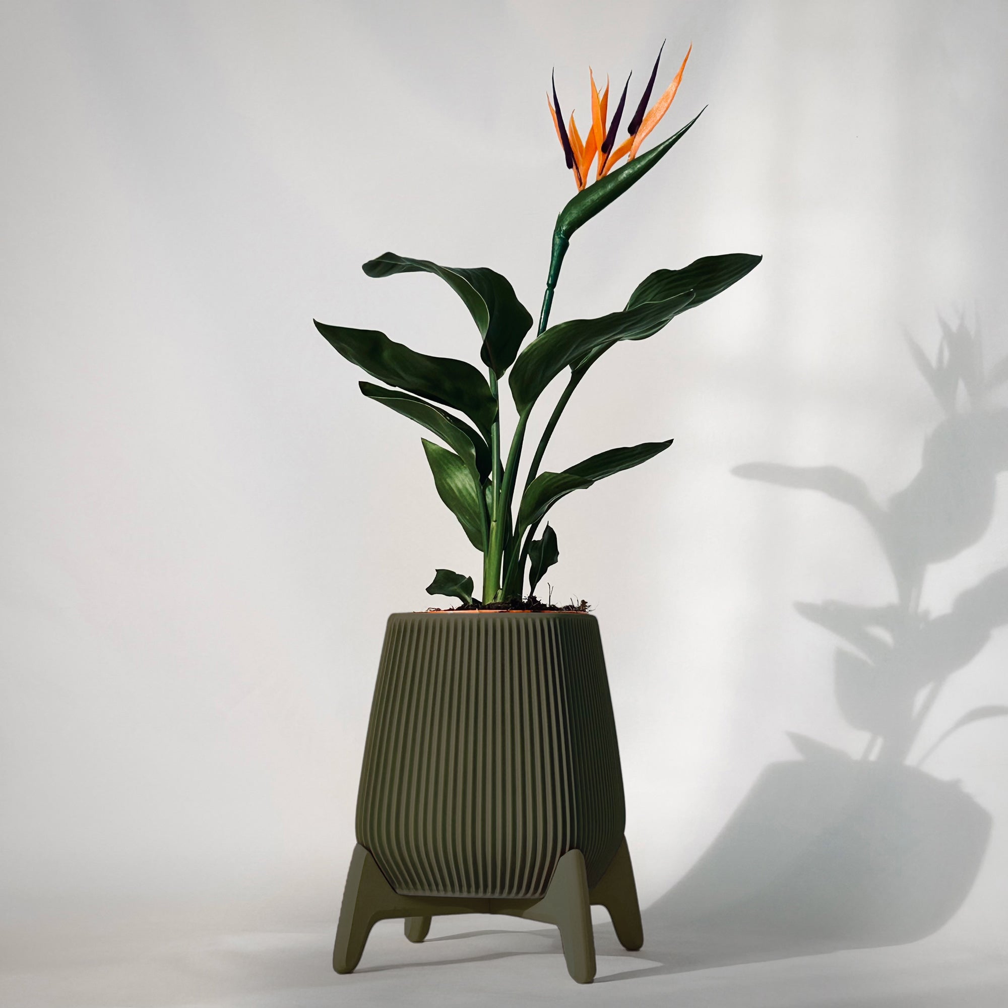 FREYA Standing Planter Pot