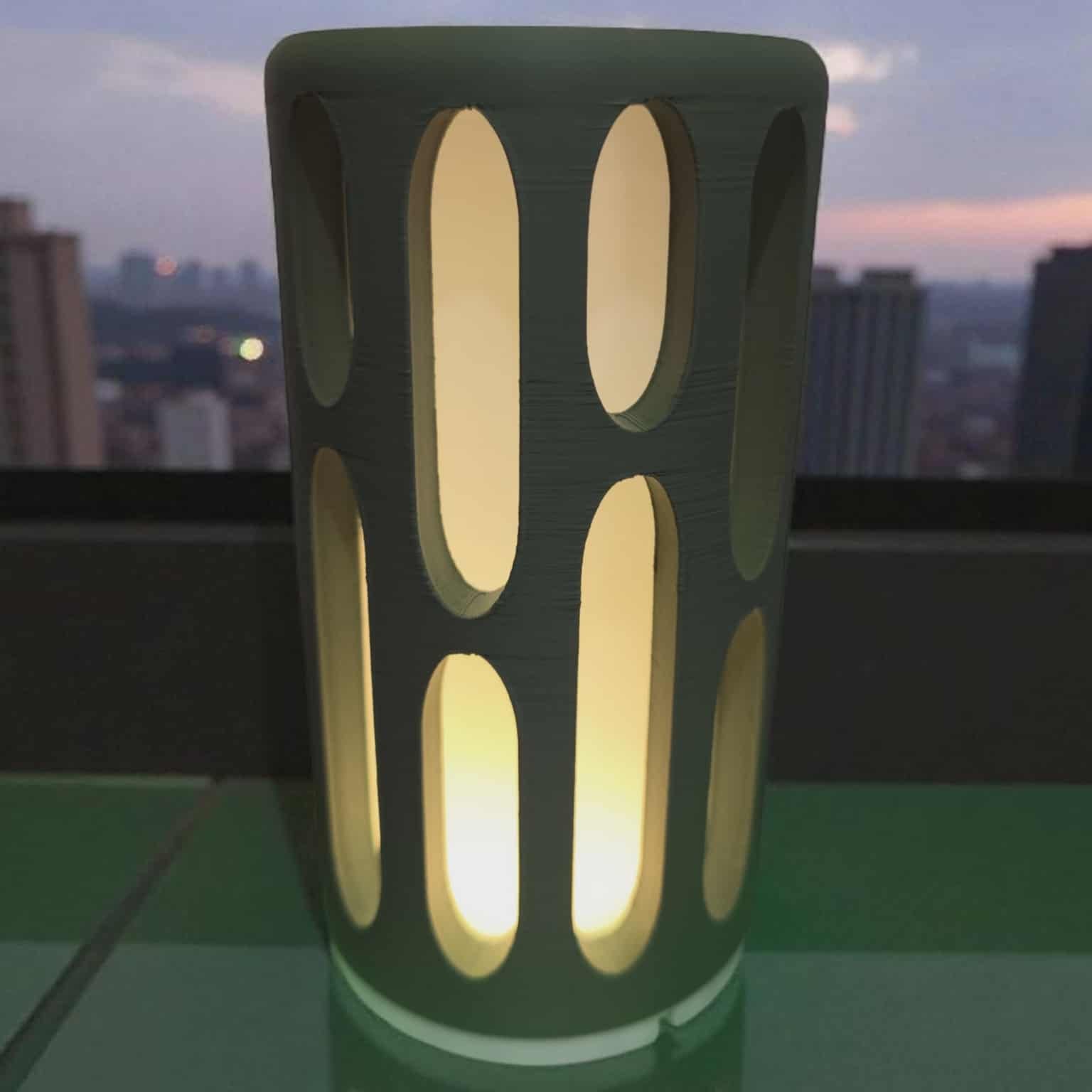 Futuristic USB LED Lamp – Modern 3D-Printed Accent Light
