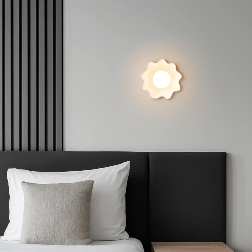Wireless Wall Sconce – Modern Wavy Light