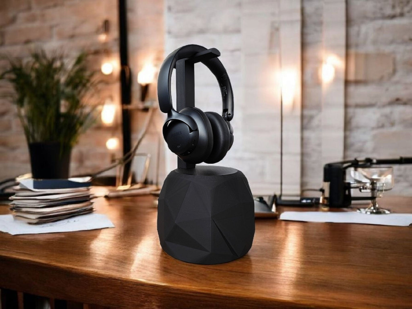 TheRock – A Headphone Stand that’s Low-Poly High-Style and Built Like a Tank