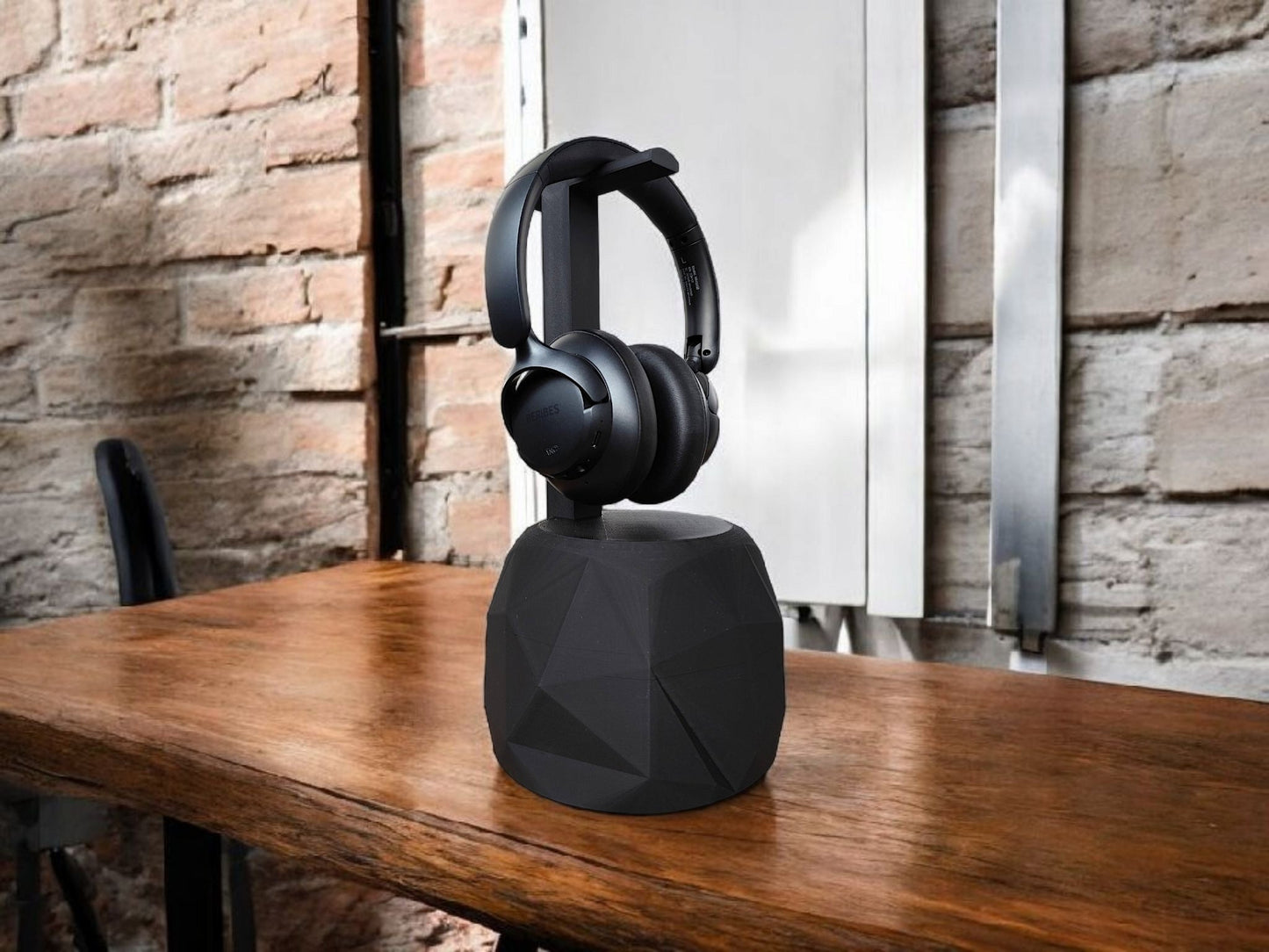 TheRock – A Headphone Stand that’s Low-Poly High-Style and Built Like a Tank