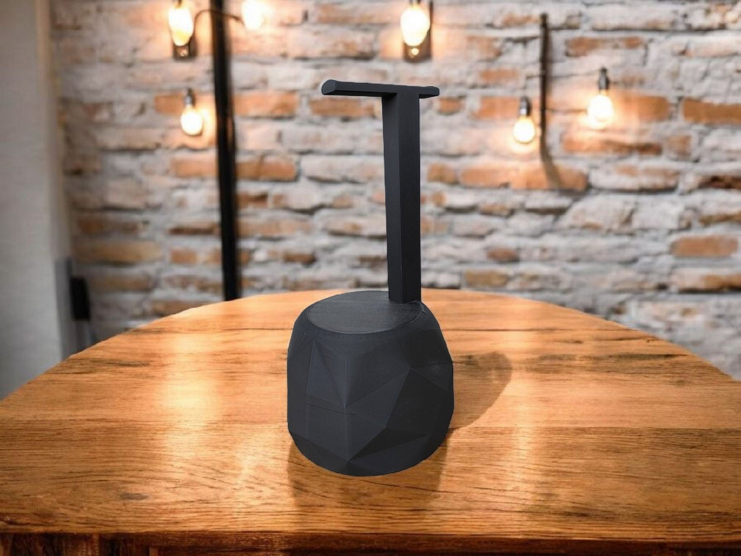 TheRock – A Headphone Stand that’s Low-Poly High-Style and Built Like a Tank