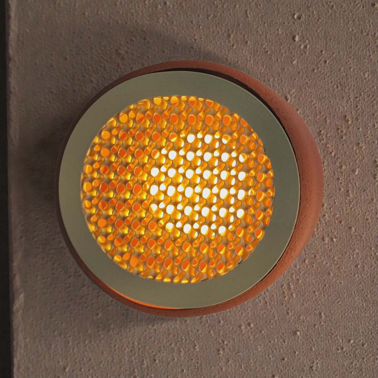 Honeycomb Glow Wall Sconce – Cordless, Renter-Friendly Ambient Light