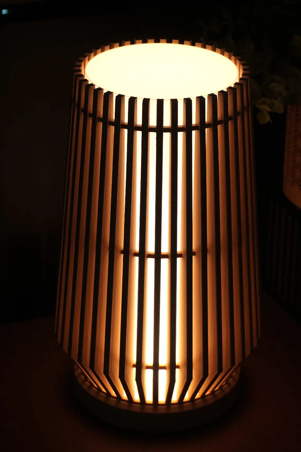 Slatted Lamp