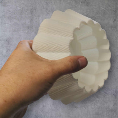 18cm Woven Wall Sconce – Modern Renter-Friendly Lighting