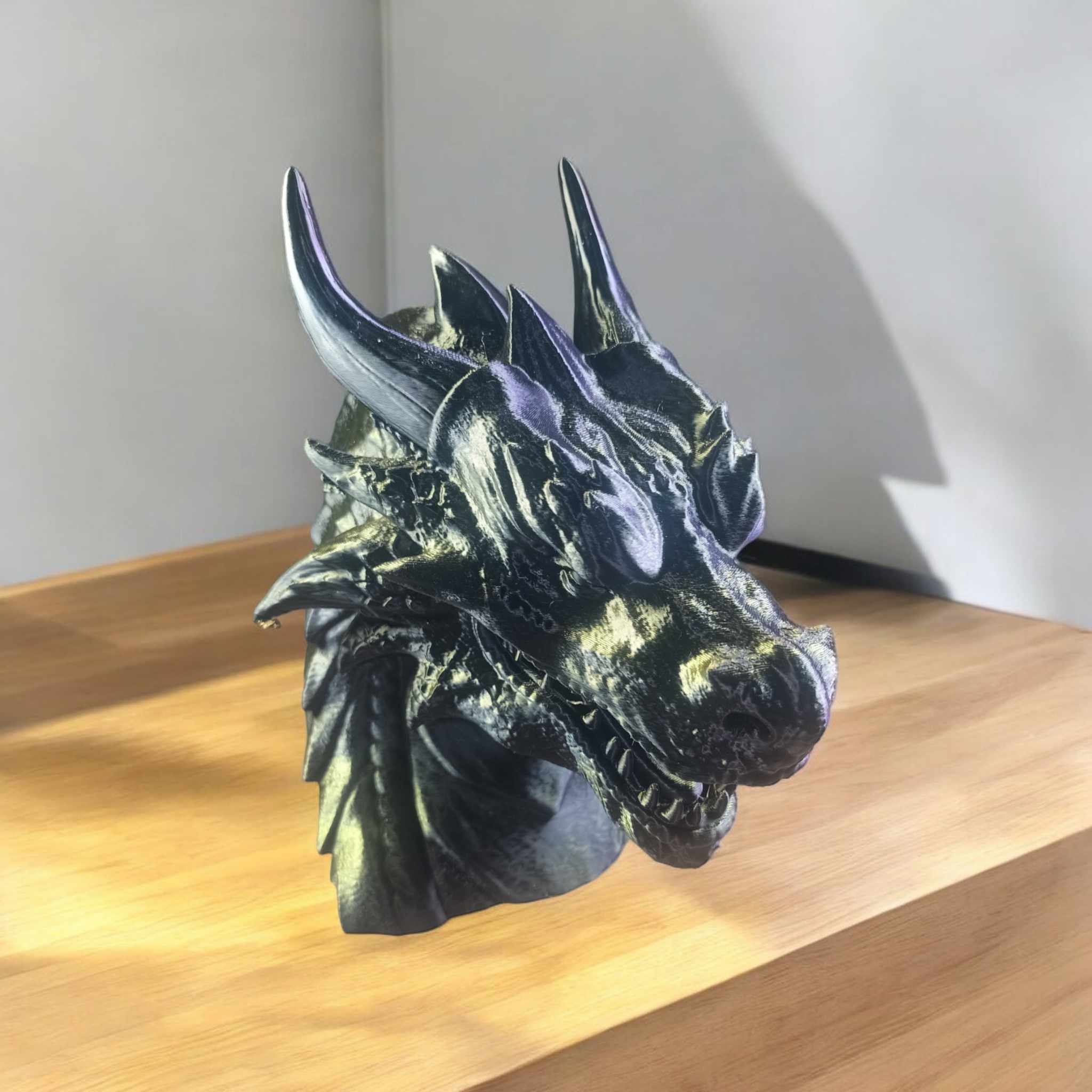 Dragon Head Bust 3D Printed, Detailed Fantasy Sculpt for Home Decor, Unique Gift for Dragon Enthusiasts