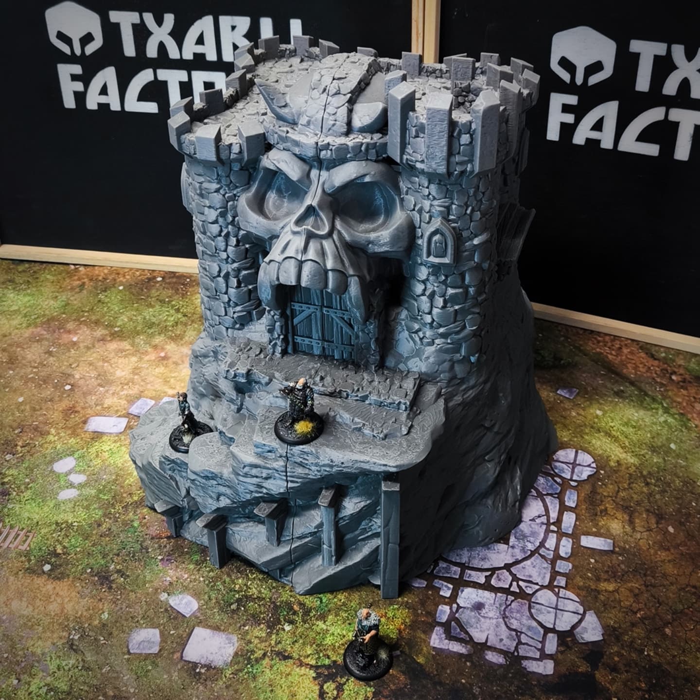 Skull Tower Terrain - Intricate 3D Printed Sculpture - Designed for Warhammer Enthusiasts - Unique Gift for Collectors