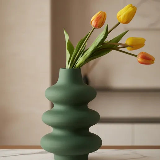 Sinister Select Step Swing Vase