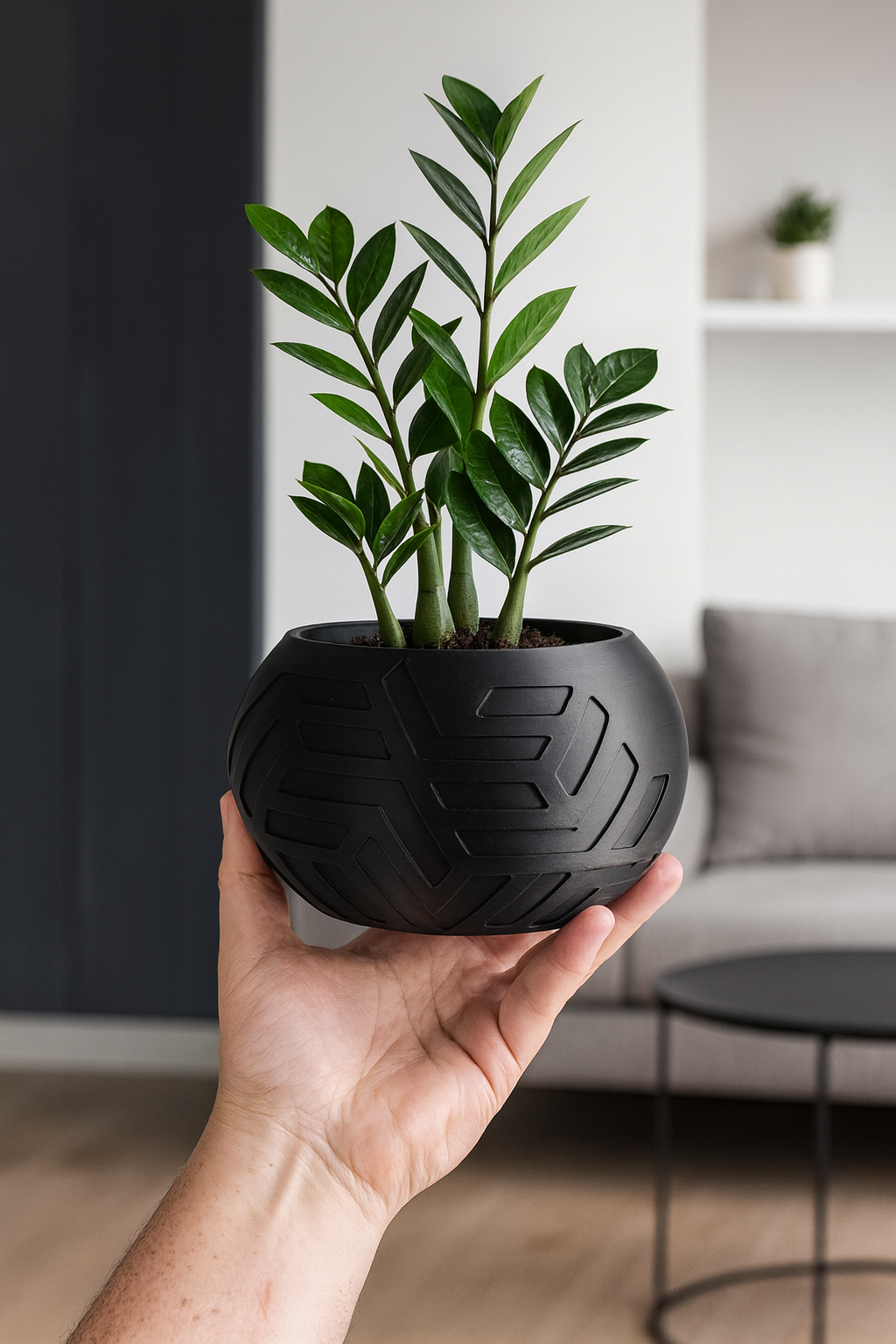Sinister Select Tread Planter Pot inc tray