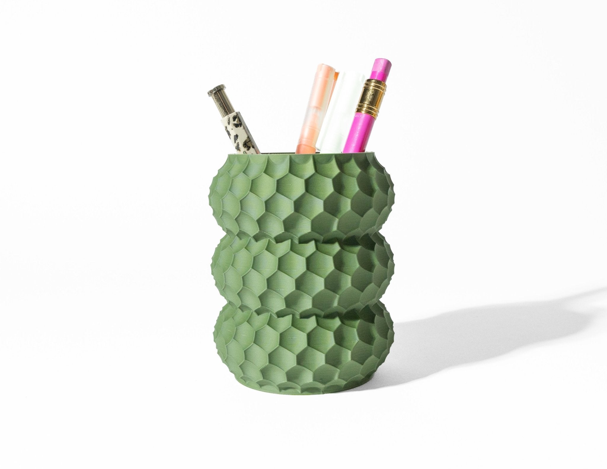 Osko Modern Pen Holder – Sleek, Functional, and Stylish - SinisterStyle