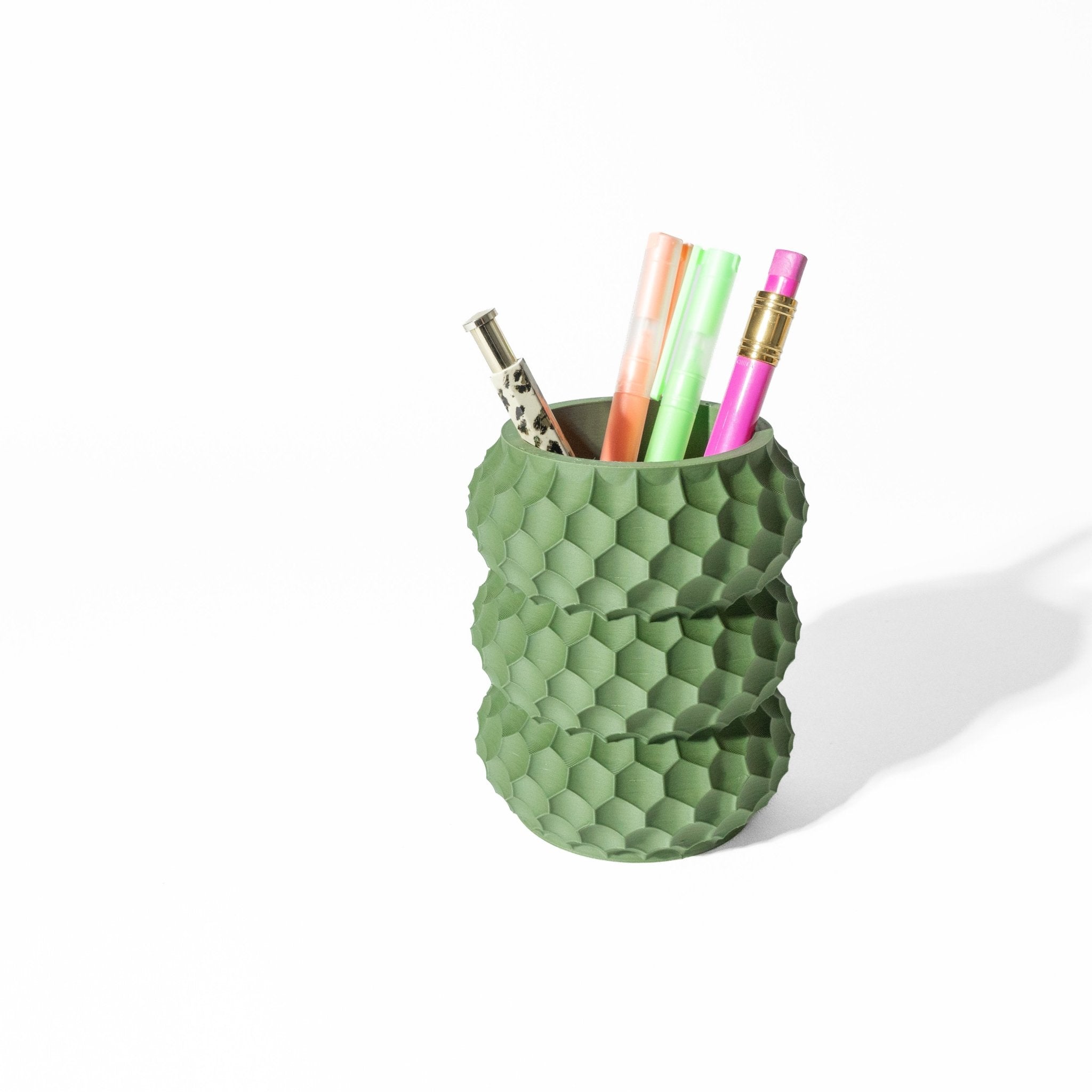 Osko Modern Pen Holder – Sleek, Functional, and Stylish - SinisterStyle