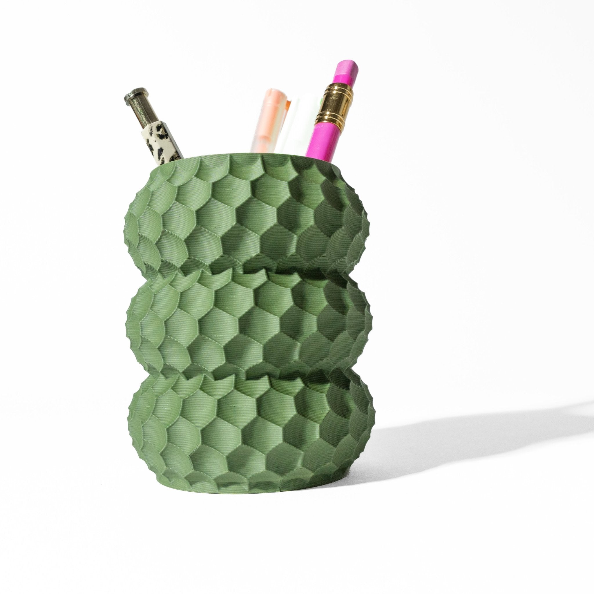 Osko Modern Pen Holder – Sleek, Functional, and Stylish - SinisterStyle