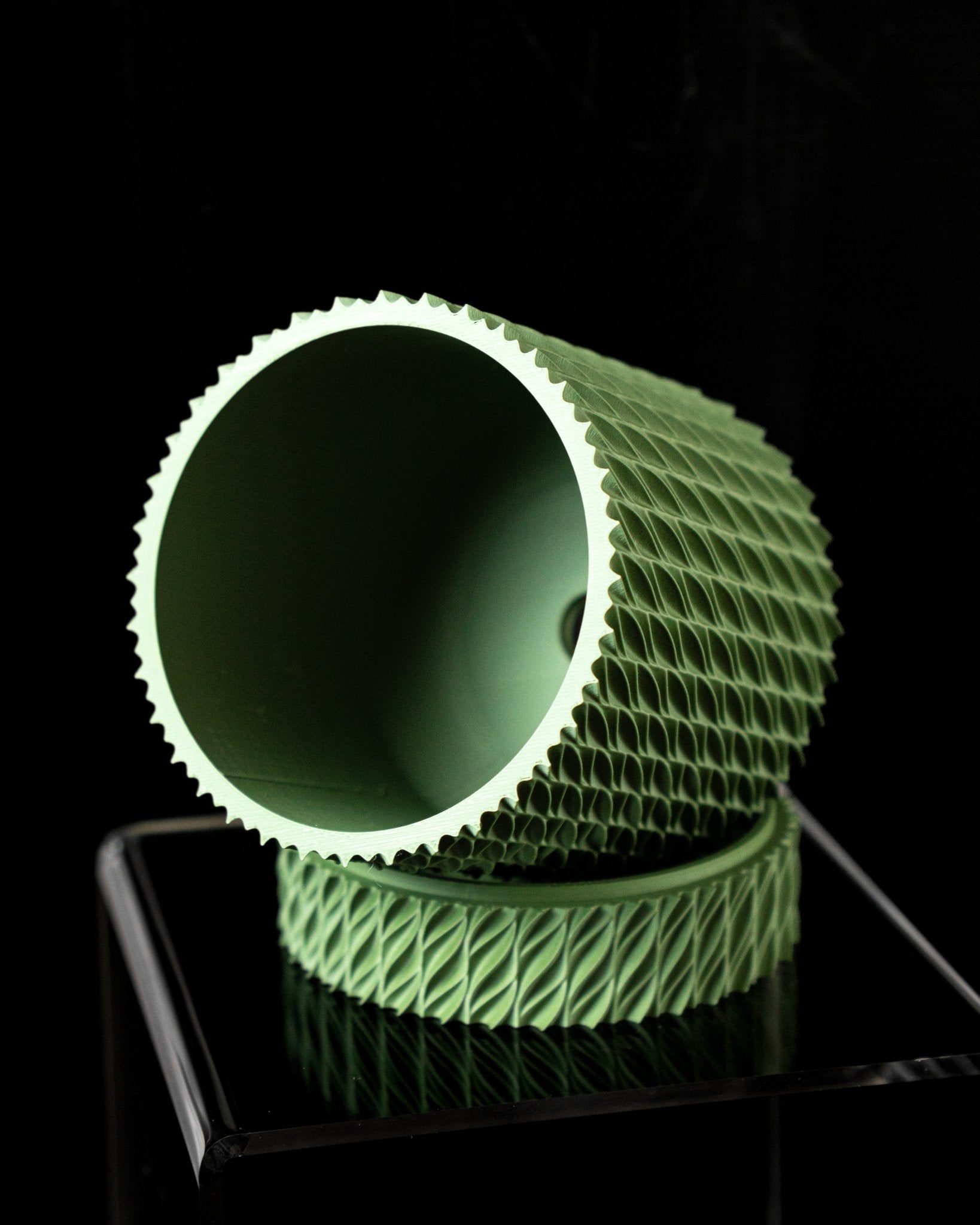 Flow Planter Pot - SinisterStyle