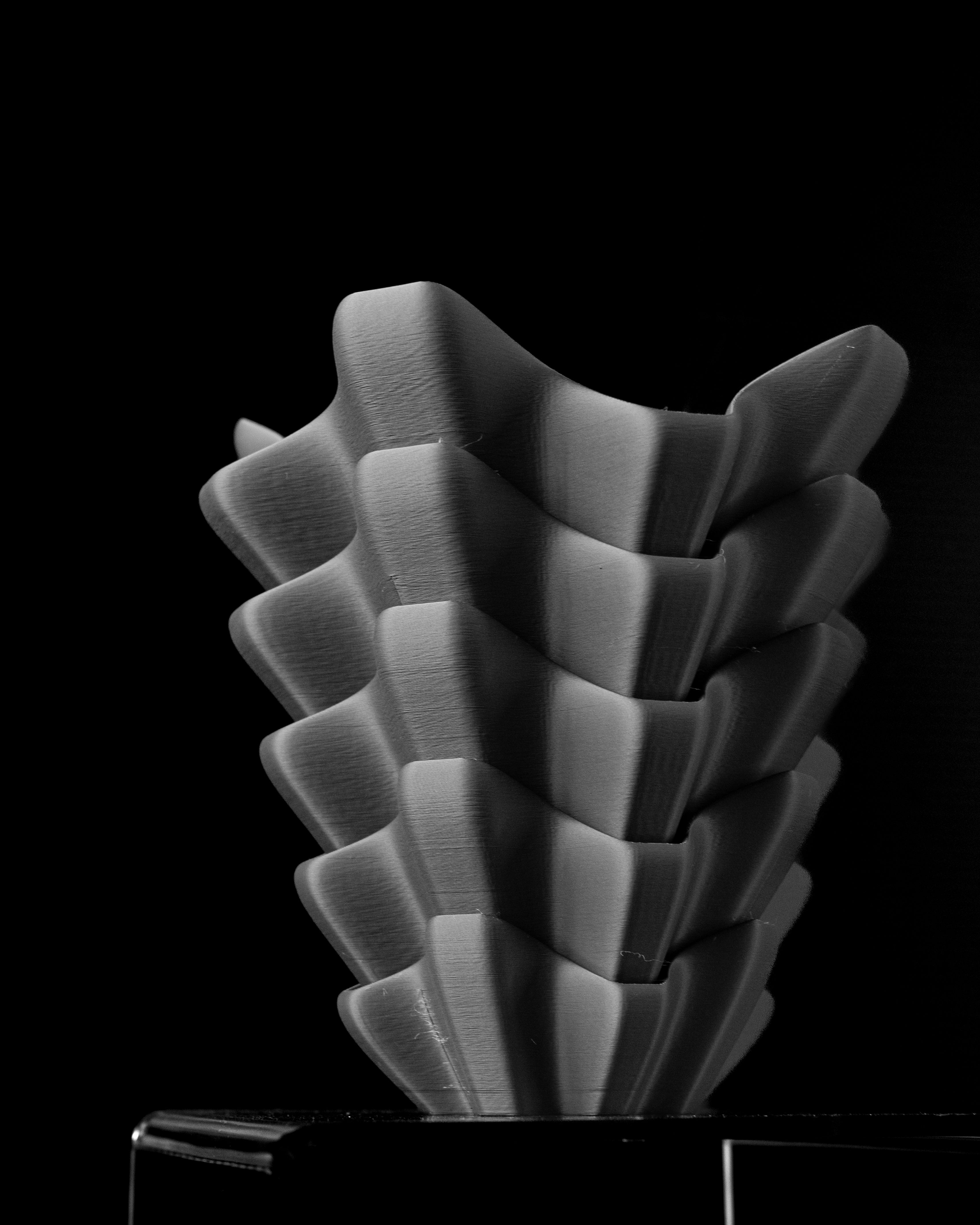 Trilo Vase