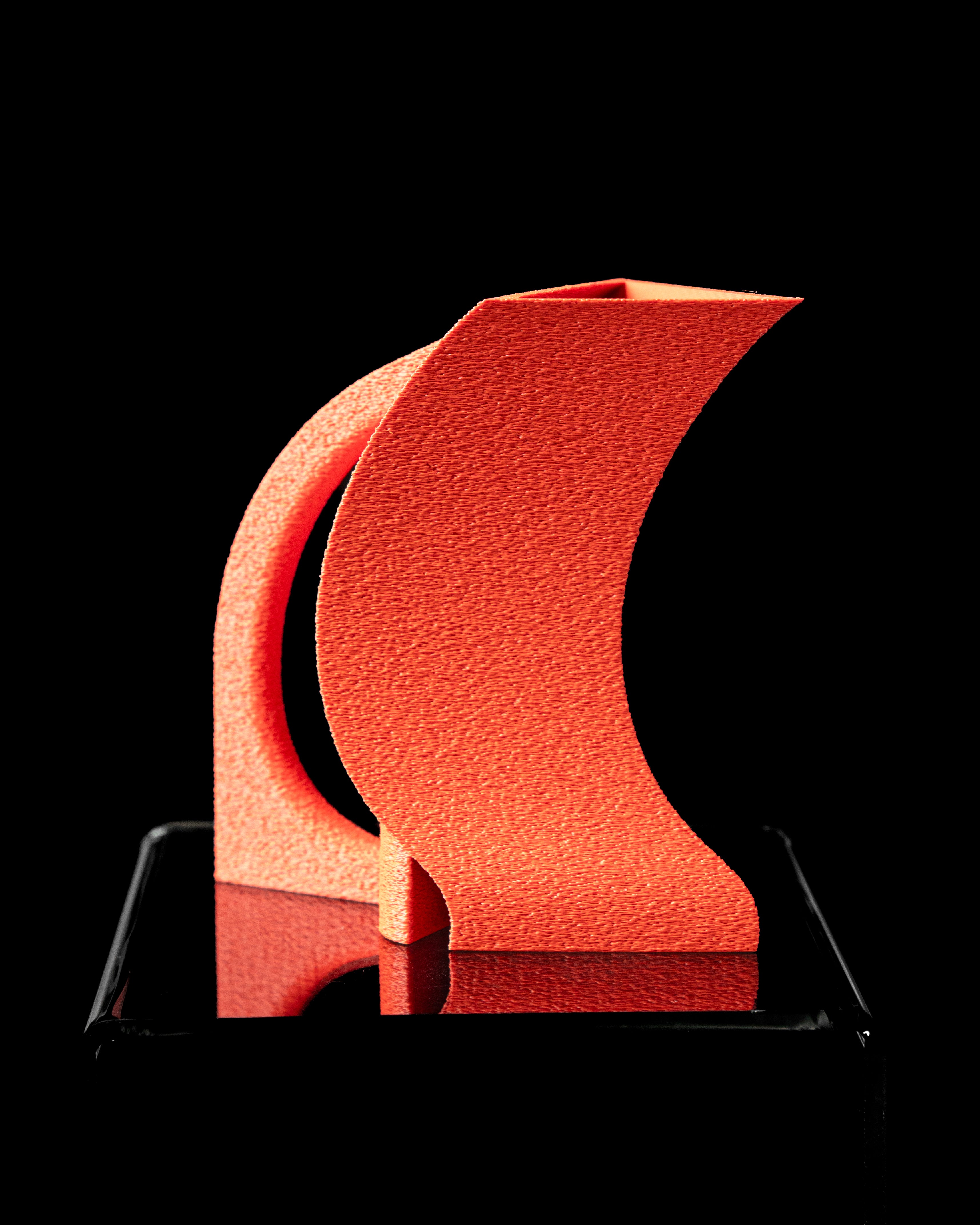 Vorto Watering Can · Modern Sculptural Design · 3D Printed in Sustainable PLA