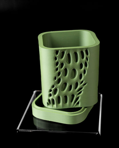Vapor Plant Pot – Where Form Meets Flow