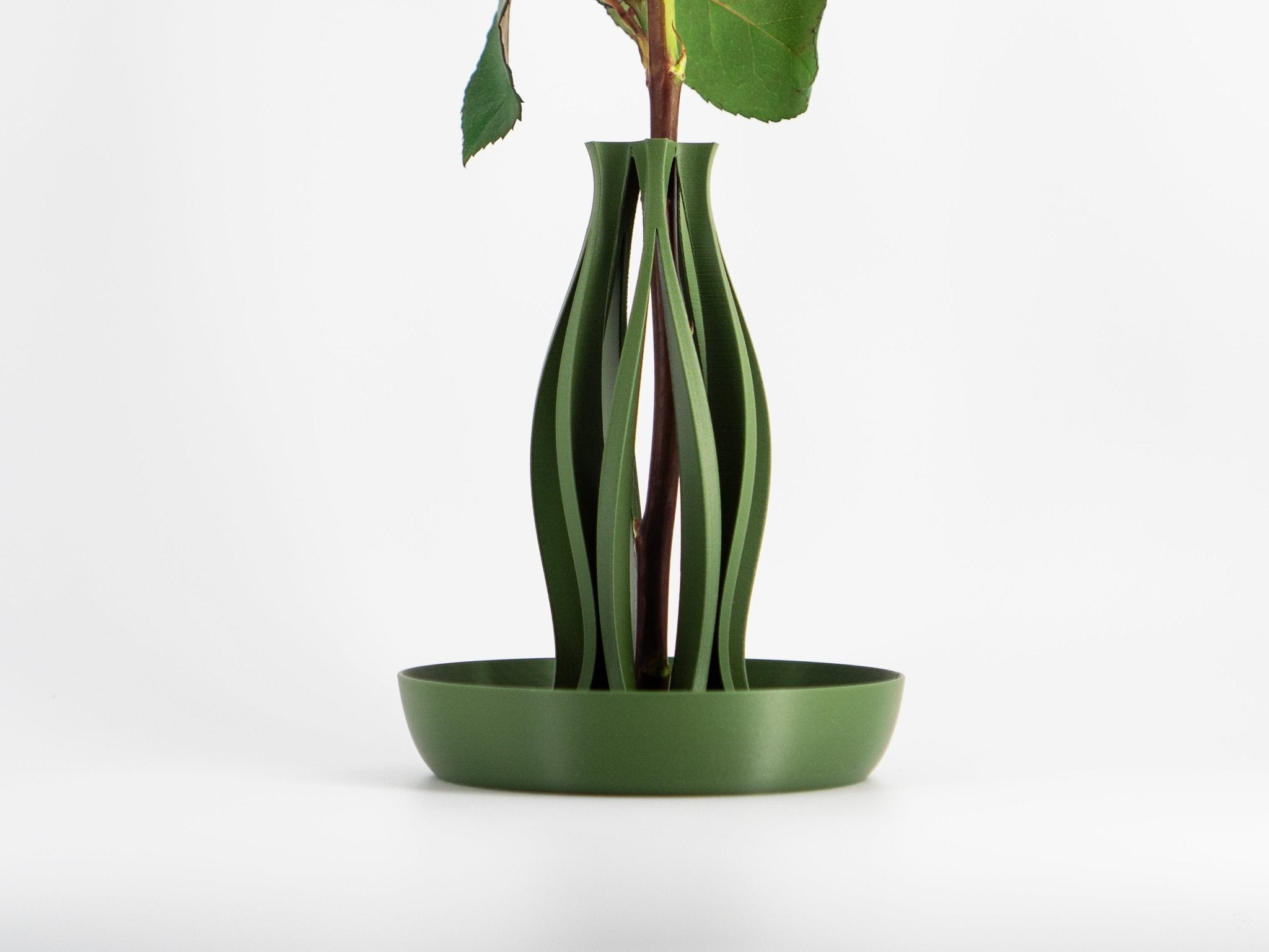 Emberflare Vase – Modern Minimalism - SinisterStyle