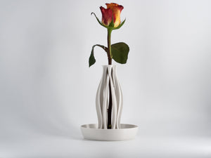 Emberflare Vase – Modern Minimalism - SinisterStyle
