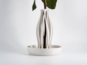 Emberflare Vase – Modern Minimalism - SinisterStyle