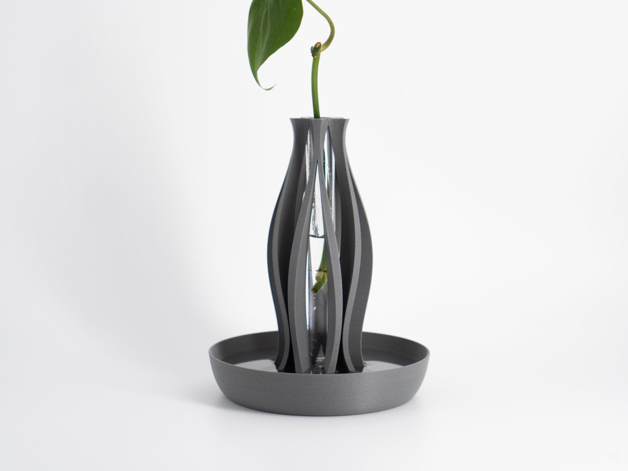 Emberflare Vase – Modern Minimalism - SinisterStyle