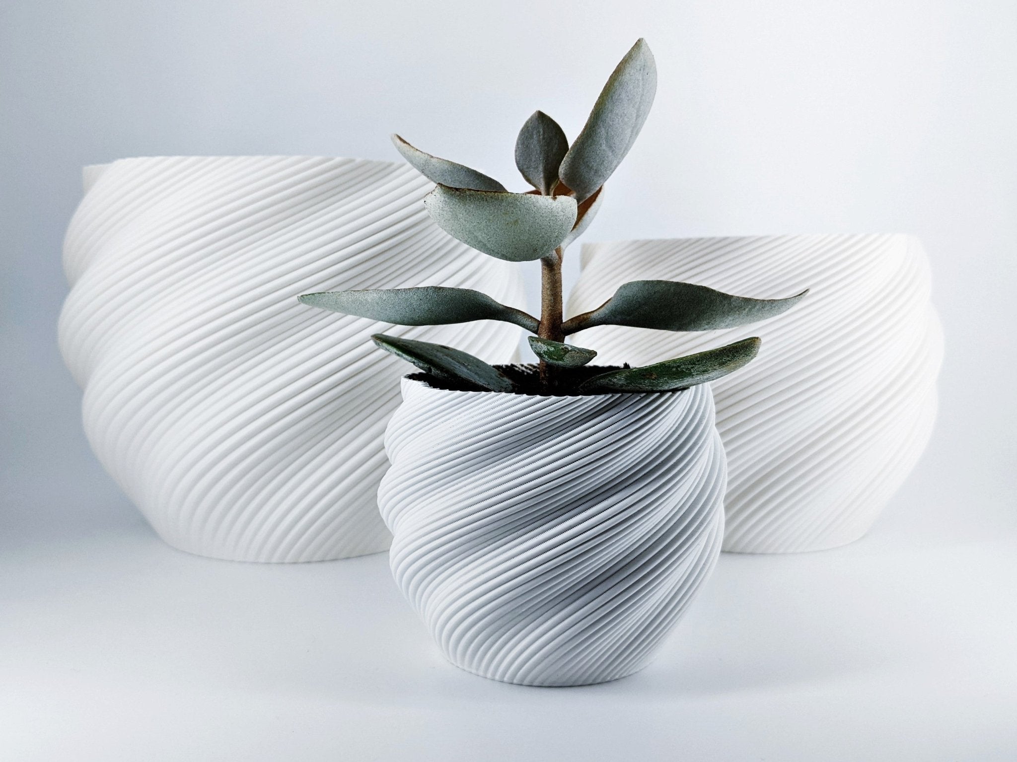 Diluvian Planter – Eco - Friendly Design 🌿✨ - SinisterStyle
