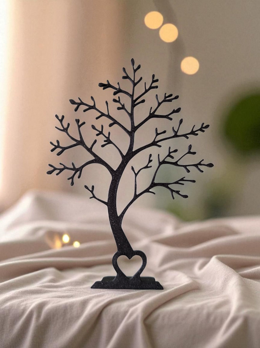 Minimalist Tree Decor