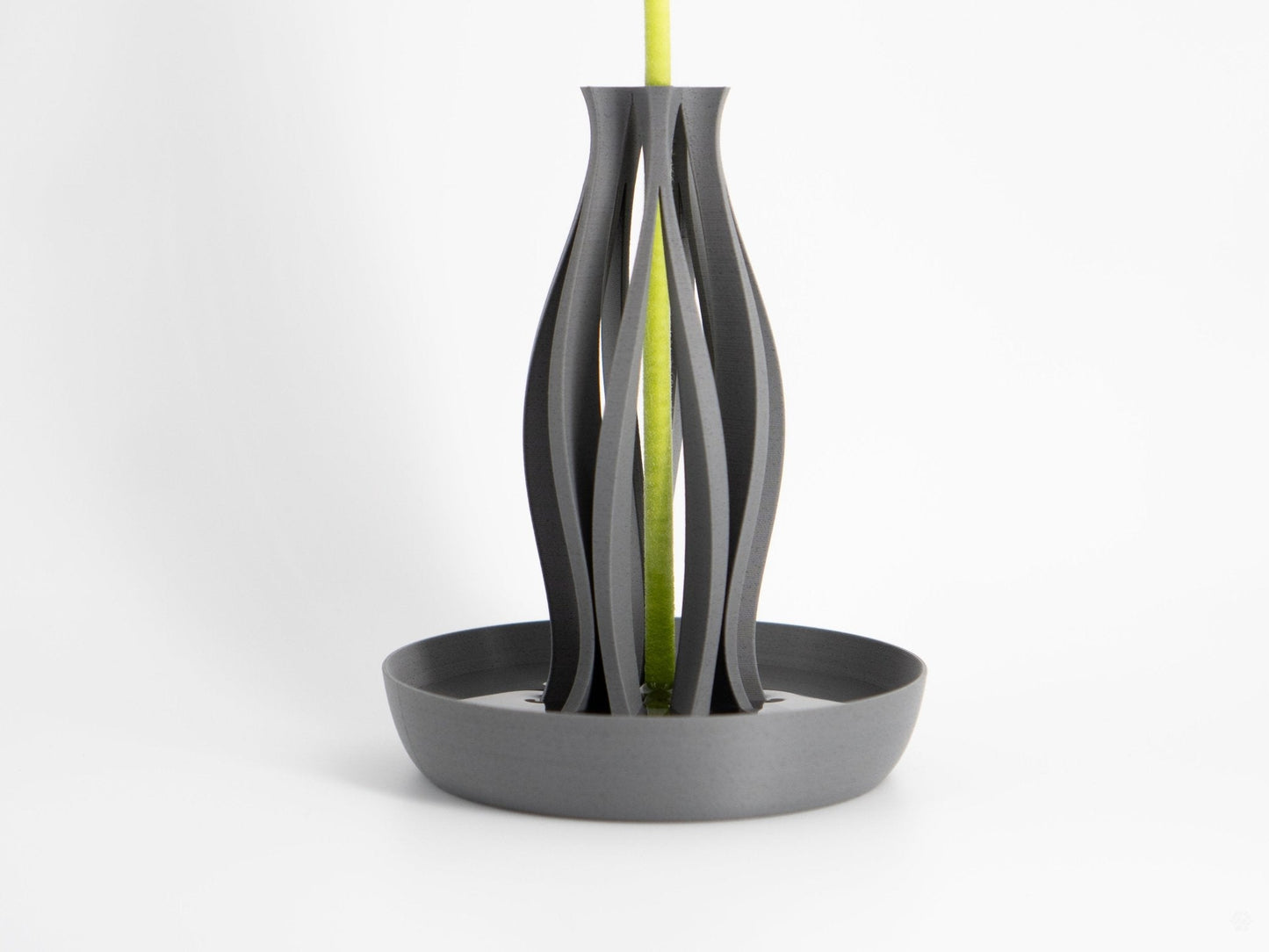 Emberflare Vase – Modern Minimalism