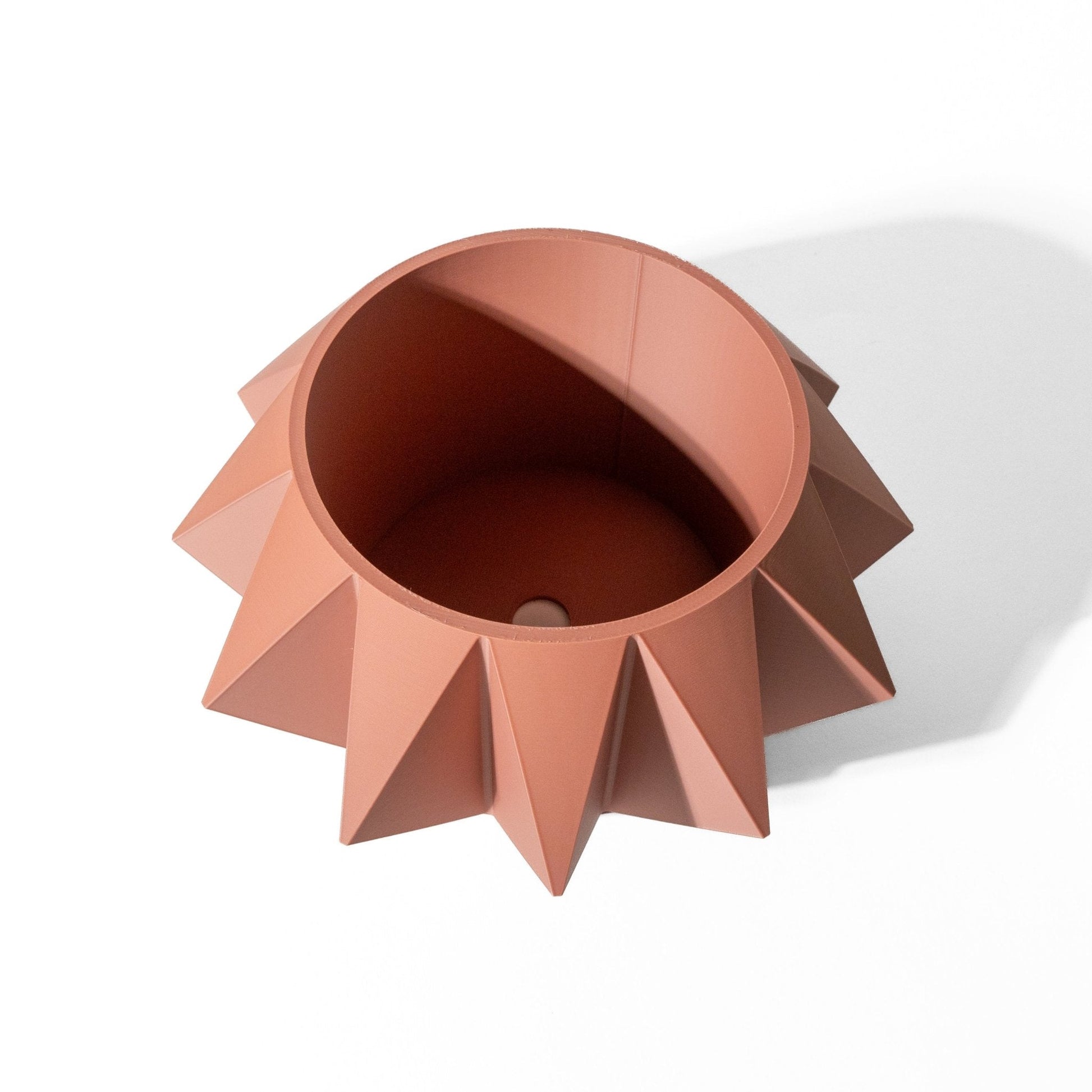 Koni Planter Pot