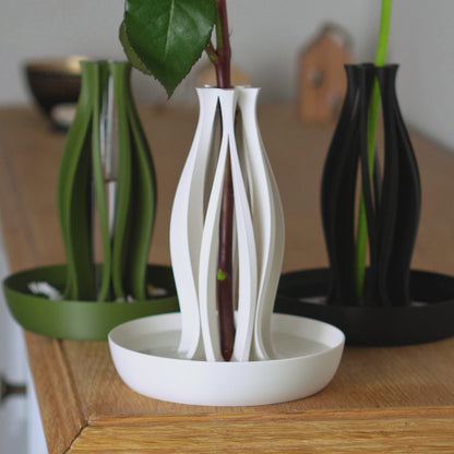 Emberflare Vase – Modern Minimalism