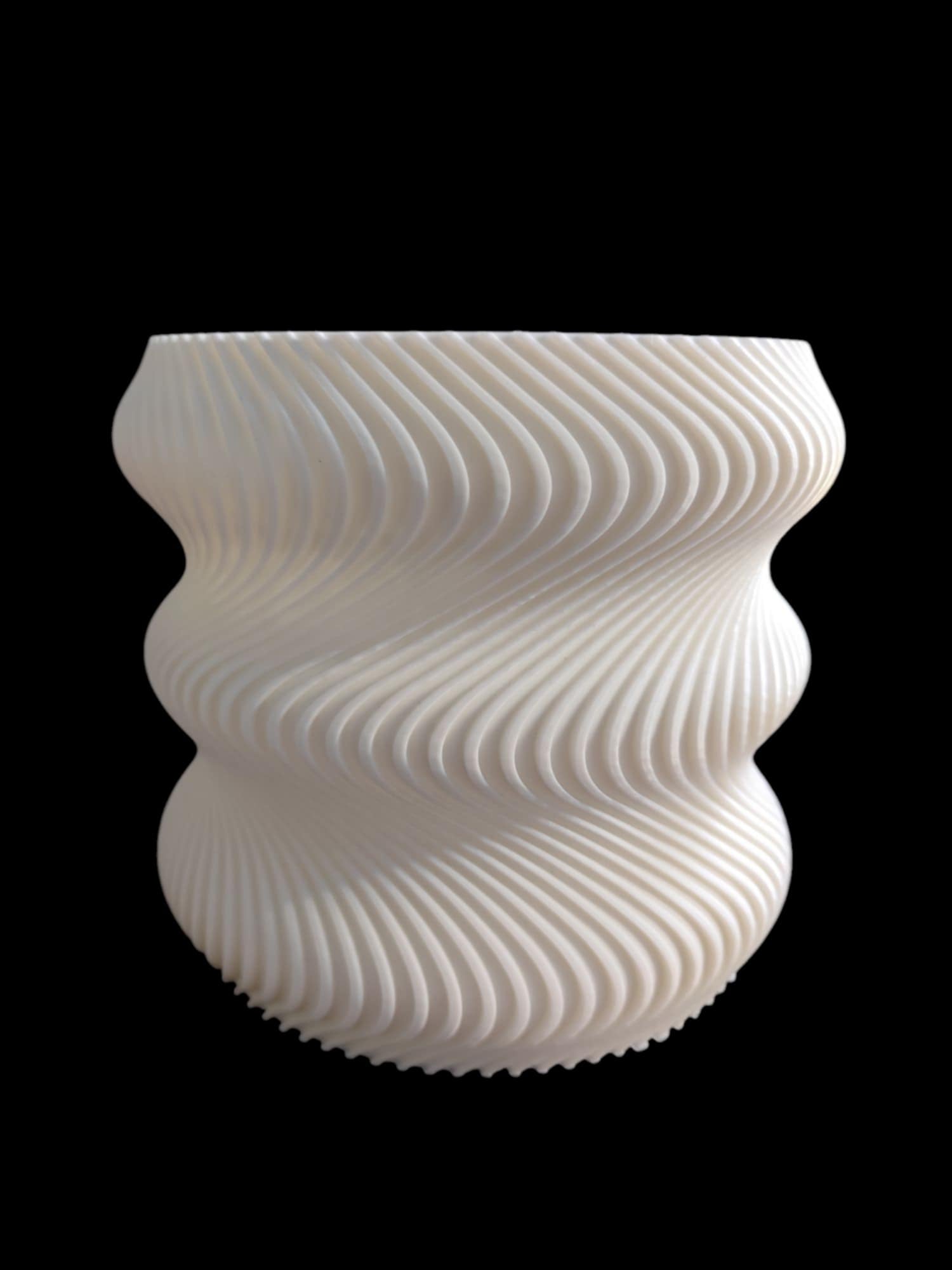 Sinister Select Twister Planter Pot – Unique Biodegradable and Perfect for Any Space