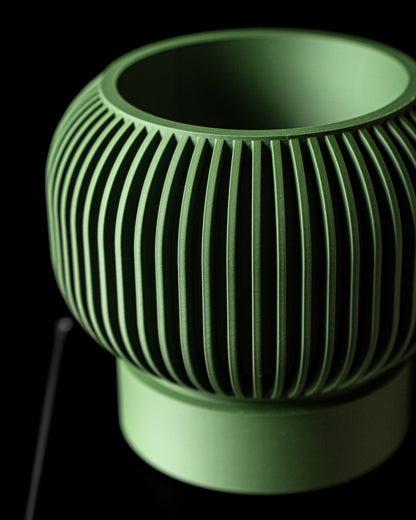 Yuso Planter Pot
